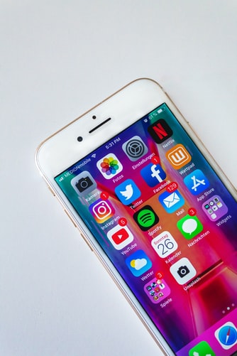 App luyện nghe tiếng Anh Spotify