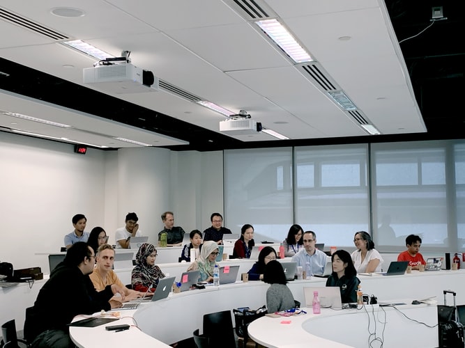 Xây dựng môi trường nói tiếng Anh hàng ngày là cách học tiếng Anh hiệu quả | ELSA Speak