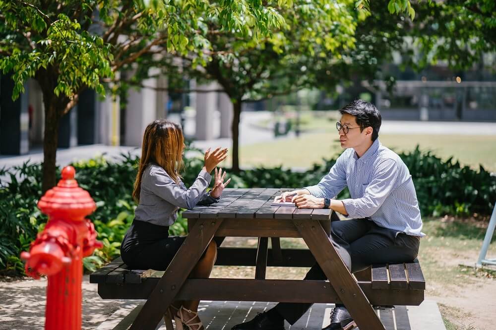 học tiếng Anh giao tiếp cho ngời đi làm | ELSA Speak