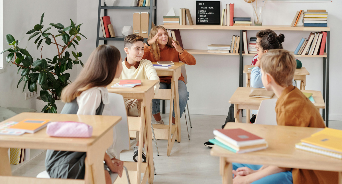 Hướng dẫn cách sử dụng giới từ đi với ngày tháng trong tiếng Anh chính xác nhất