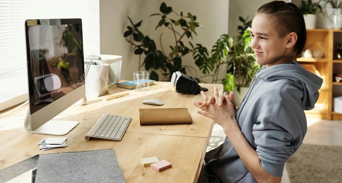 Quy tắc âm câm trong tiếng Anh và 20 câu bài tập vận dụng [có đáp án]