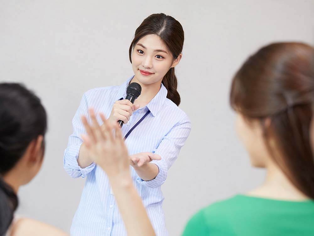 Mẫu bài thuyết trình tiếng Anh chuẩn