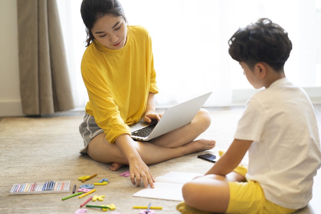 Học tiếng Anh qua trò chơi xáo từ