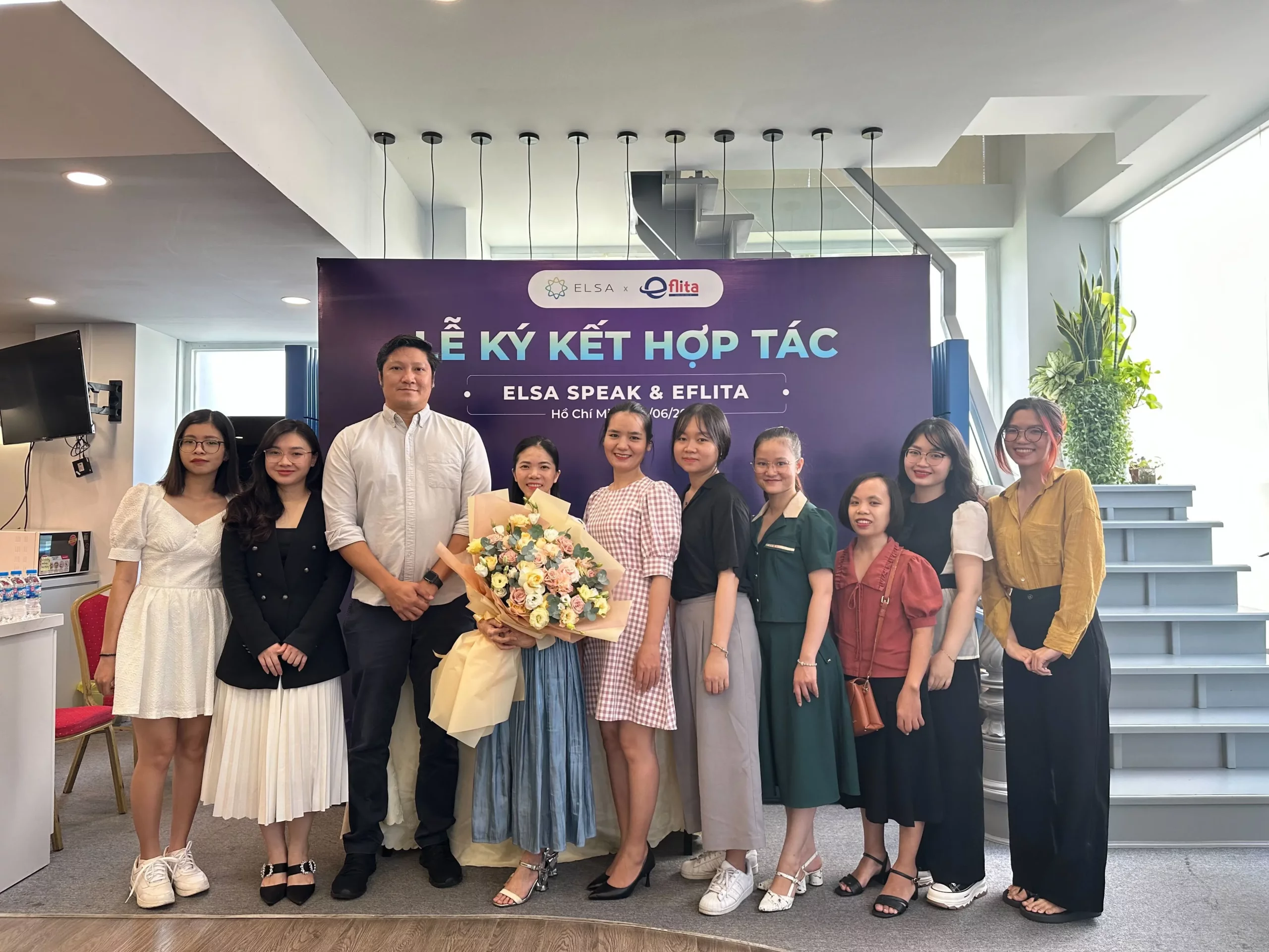 Eflita hợp tác cùng ELSA ứng dụng công nghệ luyện nói bằng AI vào giải pháp đào tạo Tiếng Anh Gia Đình