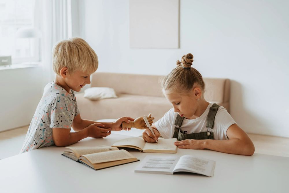 Bài tập thì hiện tại tiếp diễn tìm và sửa lỗi sai