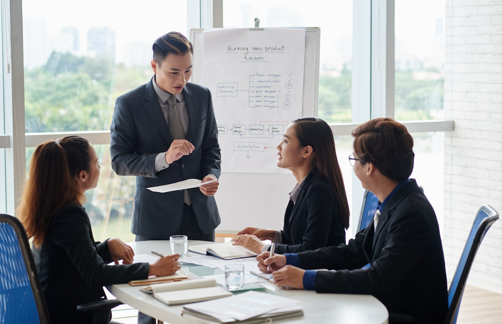 Những mẫu câu tiếng Anh giao tiếp trong cuộc họp thông dụng nhất