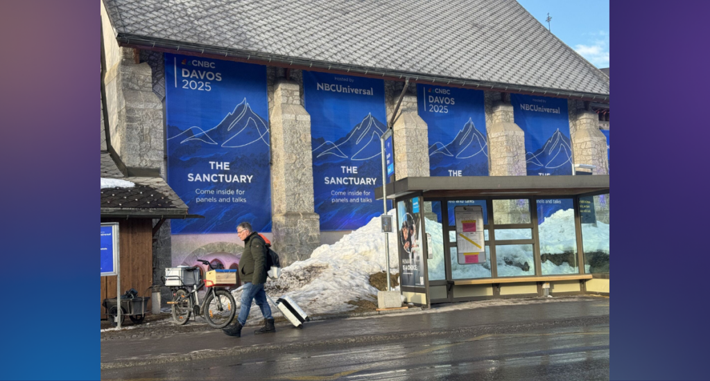 Được tổ chức tại Davos, Thụy Sĩ, hội nghị này là nền tảng để định hình tương lai của các ngành công nghiệp và xã hội Được tổ chức tại Davos, Thụy Sĩ, hội nghị này là nền tảng để định hình tương lai của các ngành công nghiệp và xã hội