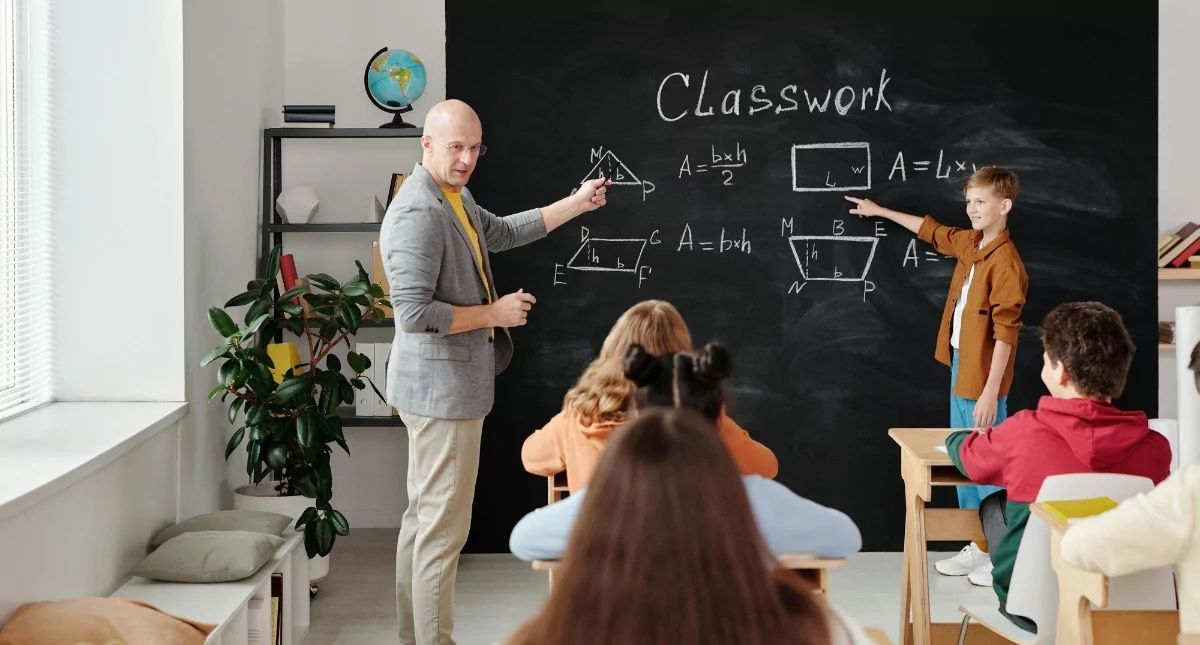 7 cách phát âm chữ E trong tiếng Anh trong tiếng Anh chuẩn như người bản xứ