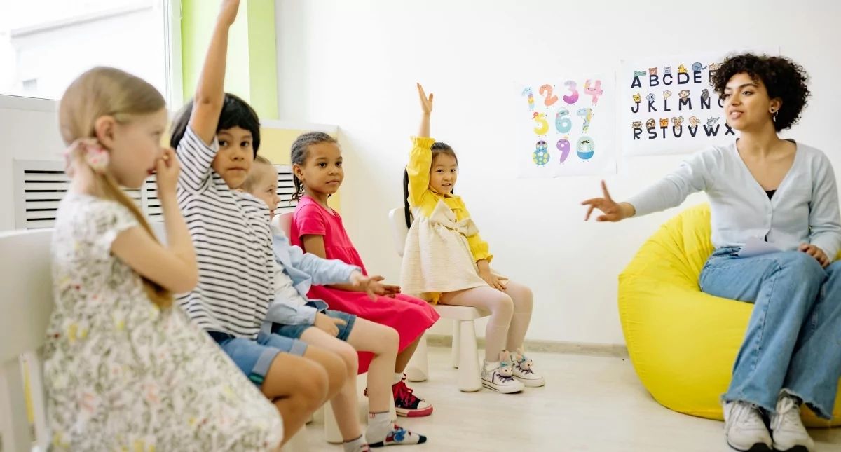 Mẫu câu dạy tiếng Anh giao tiếp cho bé tại nhà đơn giản